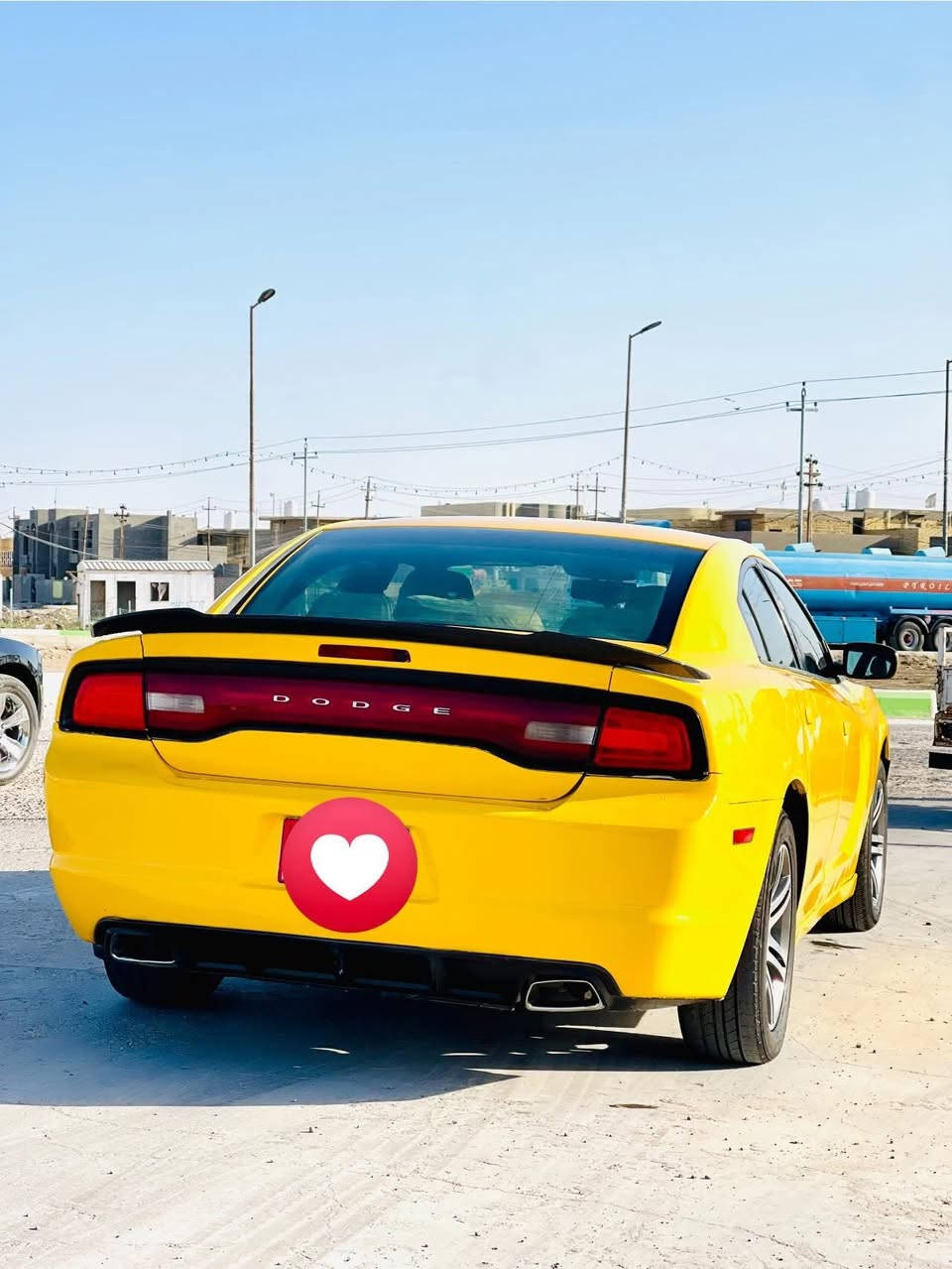 سلام عليكم جارجر للبيع موديل 2011 اصل تكسي مصفره هيئه ضربتها قطعتين جاملخ وبنيد ربع ماتصرف عليه رقمه انبار سعرها 140وبيها مجال 
التواصل ‭٠٧٨٣ ٠٣٦ ٢٦٥٨‬   ‬
