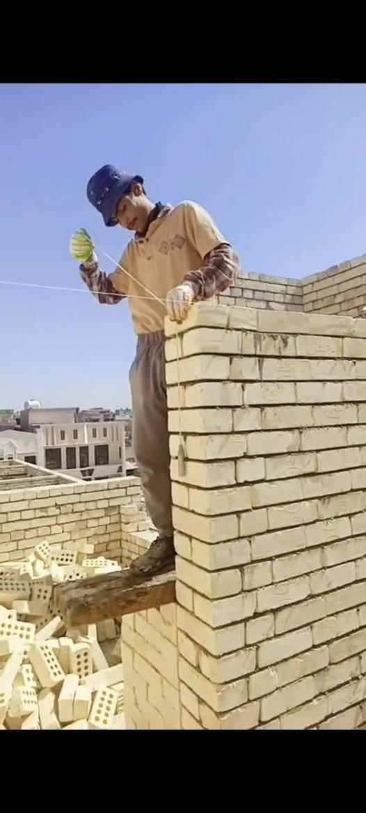 السلام عليكم خلفه متفرغ حاليا التزام بل المواعيد شغل درجة اولى كافة مناطق بغداد***********

