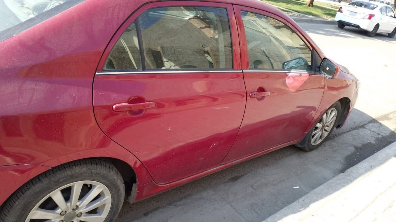 سلام عليكم اخوان للبيع او مراوس حسب القناعة
 متوفر واتساب ***********
كورلا موديل 2009 امريكي رقم بغداد بأسمي كير مكينه تبريد بحالة جيدة حدادية نص عمر سونارها بالمنشور عارضها ب 95 وبيها مجال للشراي
