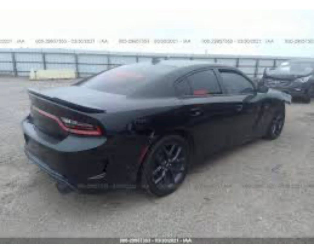 السلام عليكم
للبيع 
جارجر RT 
محدثه كت كامل SRT 
كزوز كامل هيلكات سعره 30ورقه 
برمجه السياره بل كامل 
برمجه اكزوز هيلكات 
ماشيه 70ميل 
***********
احمد ابو صادق 
الشراي ينتصل وبي خير ودلل
