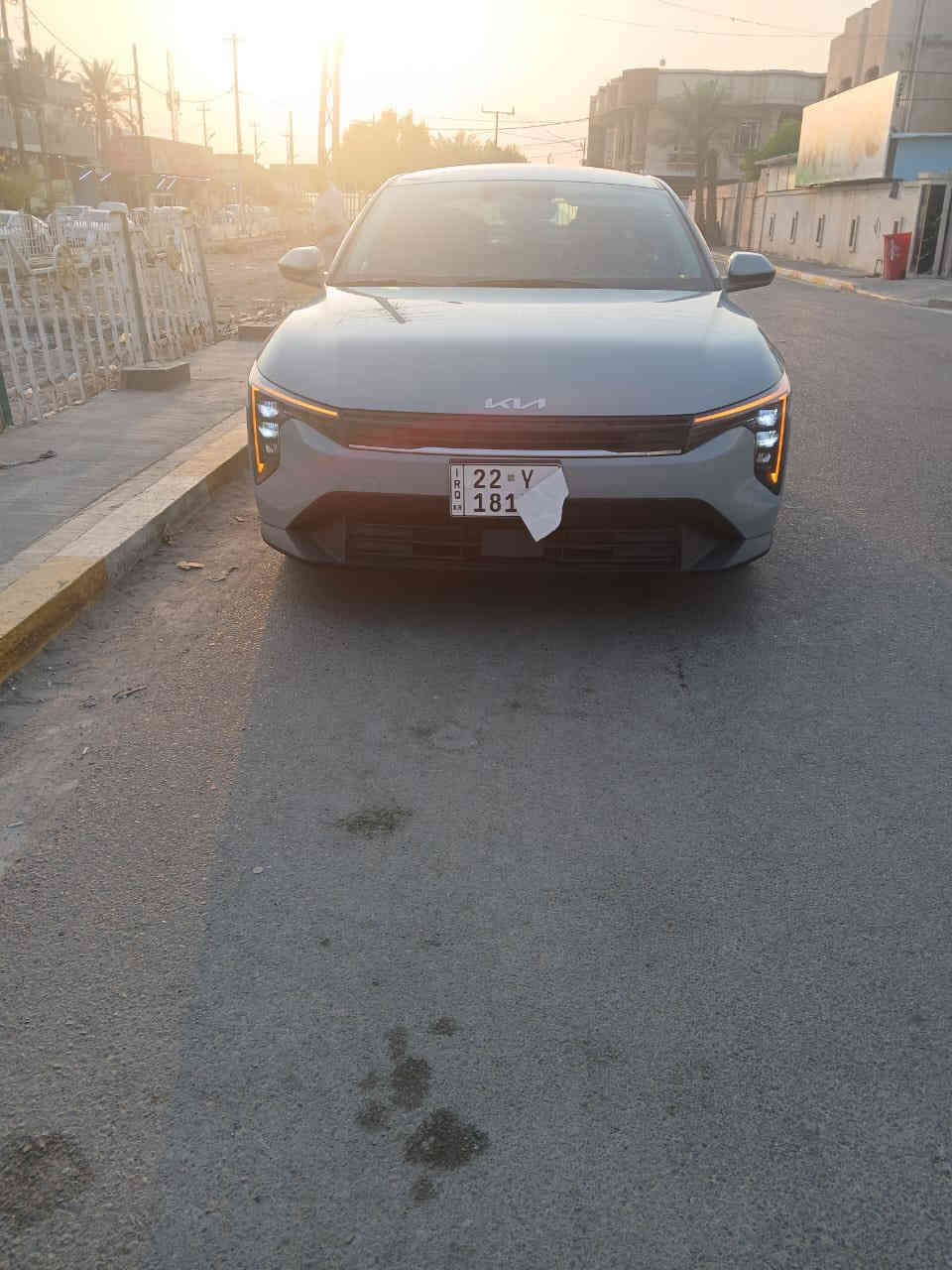 للبيع سياره كيا k4 موديل 25 ماشيه  7000مايل مشيها قليل تعتبر زيرو على وضع الشركة  ارغب لون  بيها مواصفات بصمت تشغيل بصمت ابواب تشغيل عن بعد صندوق ذكي اساير ترحيب رادارات اربع جهات توقف ذاتي اتو هولد انظمت قياده هندبريك دكمه محرك  2000دوش. نفس محرك التوسان  والسبورتج والالنتره   سيارة ضررها بسيط تبديل  باب الصندوق فقط لا شاصي ولا ايرباك  رقم اربيل . السعر ١٨٥ورقه  رقم الشاصي بالمنشور مكان السيارة الفلوجه   ***********
