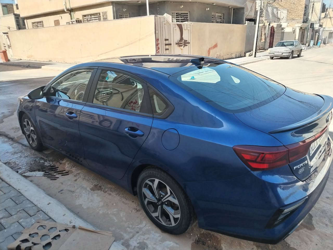 فورتي للبيع
 موديل ٢٠٢١
ماشيه ٩٢
سياره جاهز
بدون اي ايرباك
السونار موجود
مكاني كربلاء
رقم سليمانيه 
صور الحادث هم موجوده
السعر ١٣٥ وبي مجال
***********
