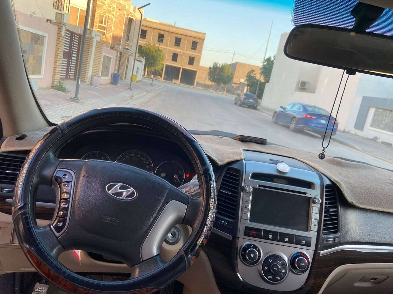 السلام عليكم.
سنتافيا (خليجي) موديل 12
محرك سته سلنتر 3500
السياره على وضع الشركه كفاله عامه حته الدعاميات مكفوله من كلشي
رقم بغداد الرقم الجديد
مواصفات السياره نص فول.الشركه العامه
للتواصل مع صاحب السيارة
***********
