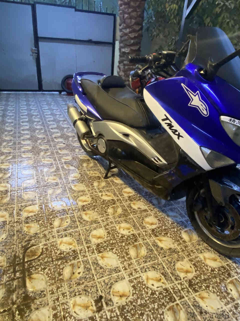 تي ماكس 2008 كفاله عامه للبيع او مراوس بغير لون 
السعر 20 وبيها مجال مكاني بعقوبه ***********
