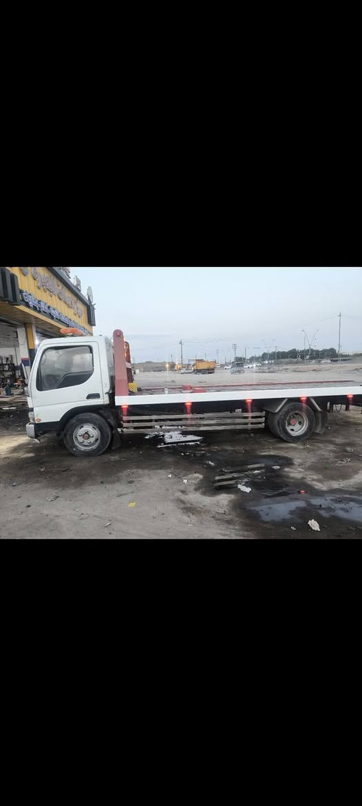 سطحة مازدة موديل 2000 جاهزه للعمل  كلشي شغال بيها بدون تبريد السطحية ياباني نزال ***********
مكان السيارة البصرة البصرة, العراق
