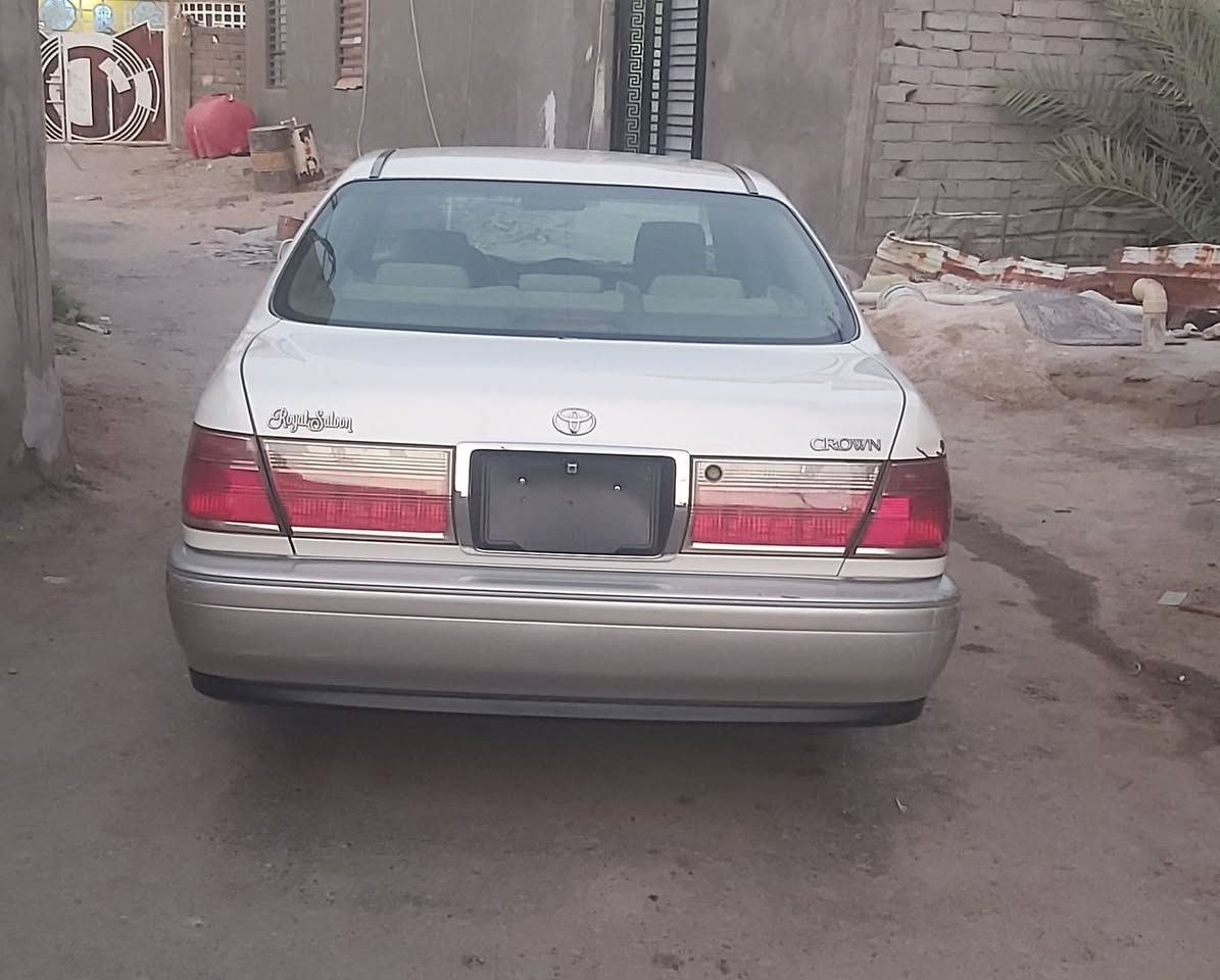 السلام عليكم 
ملكه للبيع مكفوله من الضربه و الكص 
دكمتين مكينه ديفور الكبير
تخم تايرات جديد تبريد ثلج 
ويل كب نجمه
ستيرن كهربائي
السعر 85 وبيه مجال 
شاصي 75 سياره بعدهي بريحة اليابان جديده معنى الكلمه سياره بل كارتو سياره بيه ستمارة الحجز كبل للتسجيل مكان سياره محافظة البصره قضاء الصادق 
رقم الهاتف / ***********
رقم الهاتف /***********
