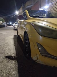 النترا وارد امريكي مديل 16حادثها البنيد بدون ايرباك بدون دواخل السياره...