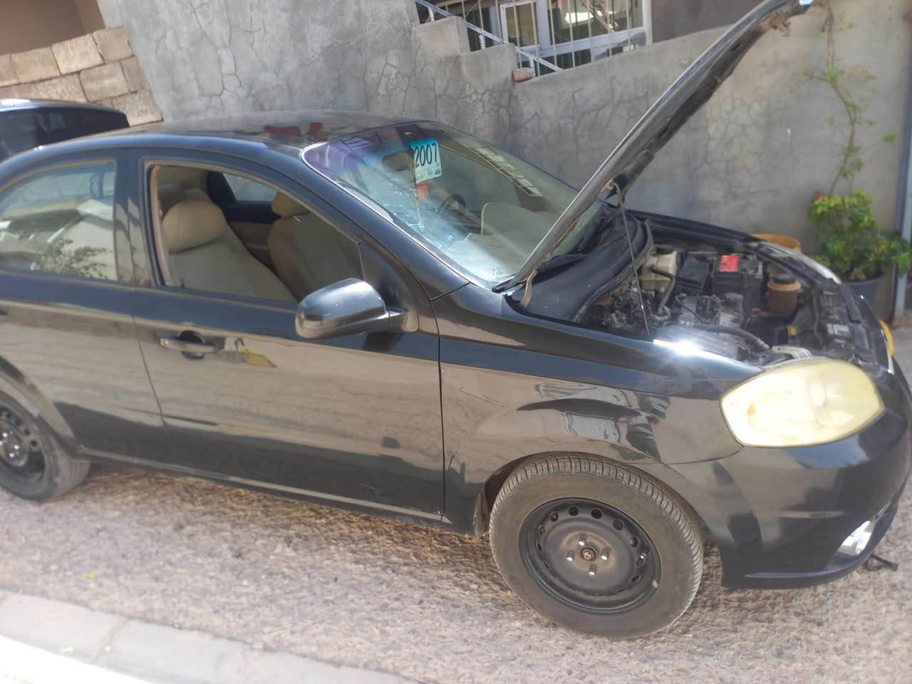 ئەڤیۆ ٢٠٠٧.  
یەک دەرگا بۆیاخە بێ ناوگرتن تەنانەت دەعامیش بۆیاخ نیە 
ئۆتۆماتیک مەکینە گەورە. تەبرید سارد و گەرم مەزبوت
ناوزەرد فول مواسەفات. سەنەوی تازە
سەیارەکە کەم ڕۆشتوەو هەموو گیانی لەسەر دەقی شەریکە ماوەتەوە لە سلێمانیم. 
نرخ. ٦٣
ژمارە. *********** Singapore
