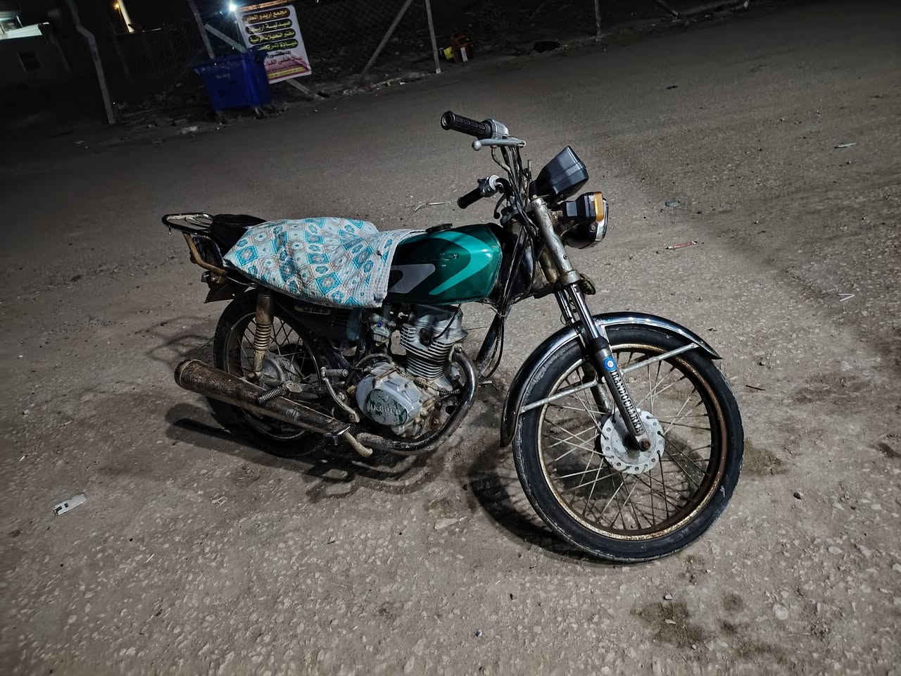 السلام عليكم دراجه للبيع  كلك كلك اربعه كير كهربائيات شغاله دراجه كلشي مابيه مكينه ناعمه شلعه ومعدل السعر 175 وبيه مجال قليل رقمي *********** مكاني سده الهنديه
