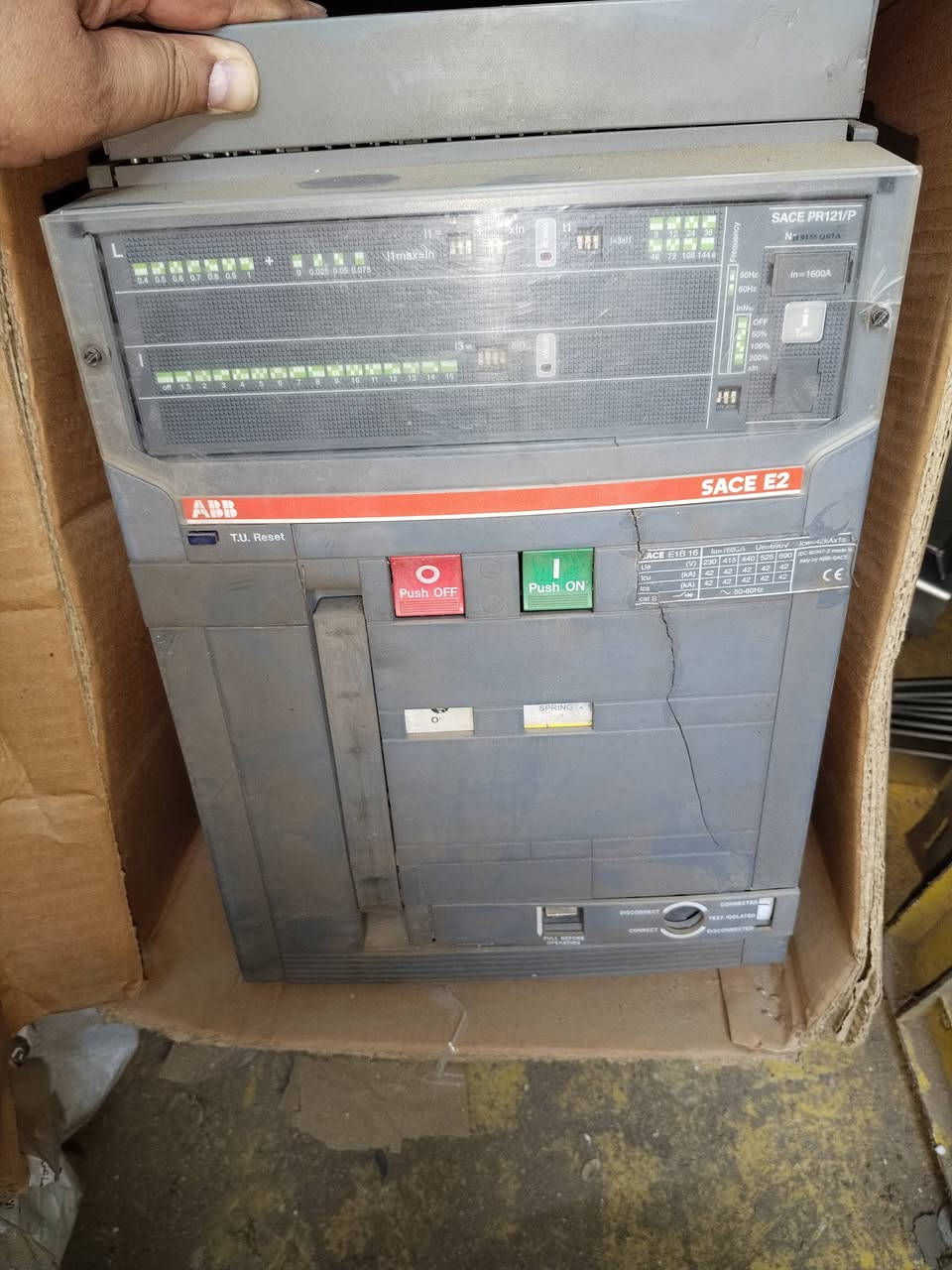 قواطع منتشر ومولدد استراد وجديد شنيدر و ABB 01065004819


**إذا كنت صاحب هذا الإعلان وتريد حذفه لأي سبب، رجاءا أرسل رسالة إلى الدعم الفني**