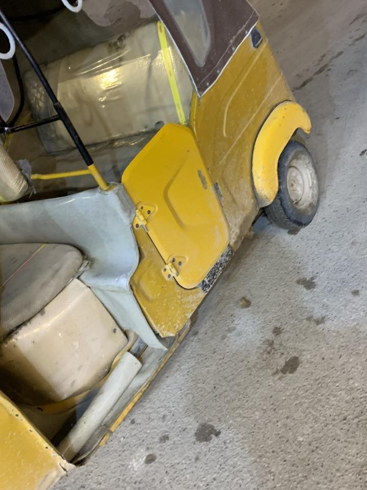 للبيع تكتك 21بدون ضربه وبدون صبغ بس يراد ترتيبات رقم وسنويه انكليزي وهزه جديده بسمي تحويل ثاني يوم السعر 6400 ديالى بعقوبه 
***********
