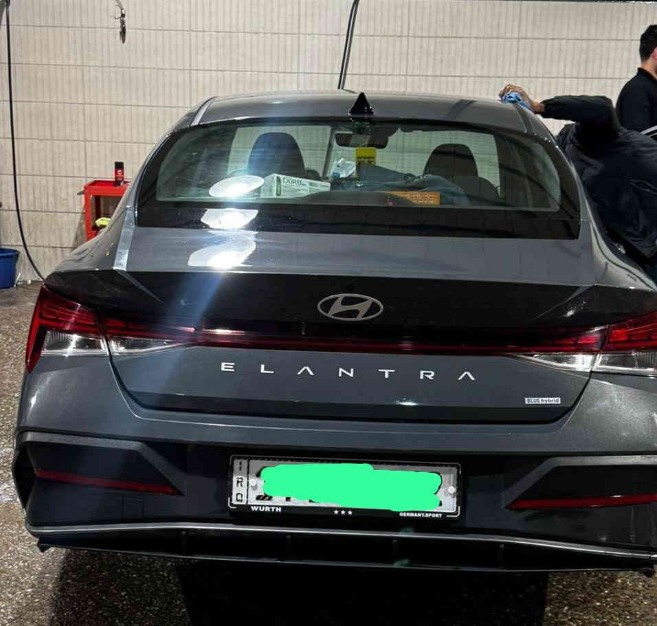 للبيع النترا موديل 24 بنزين وهايبرد وارد امريكي فول مواصفات بدون فتحة حادث سطحي تبديل بابين جهة اليمنى بجم كبس رقم بصرة دولي بااسمي السعر 162 وبيهة مجال بسيط  الاتصال على الرقم ***********
