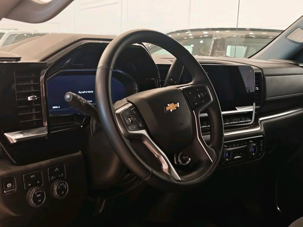 سلفرادو  🔥Chevrolet  Silverado, LT, 2025🔥

🤝لمعرفة السعر اكتب ( سلفرادو  او 2025)🤝
__________________________
🚗النوع:  Chevrolet
🔞الفئة:   Silverado, LT,
💯 السيارة ضرر 1 Part
🔥🎗الموديل:2025
💯المسافة المقطوعة:  29,000 mile
🌐 المحرك : 8 cylinder 5.3L
☎️للاستفسار اكثر :
 اتصال       ***********
واتساب      ***********
