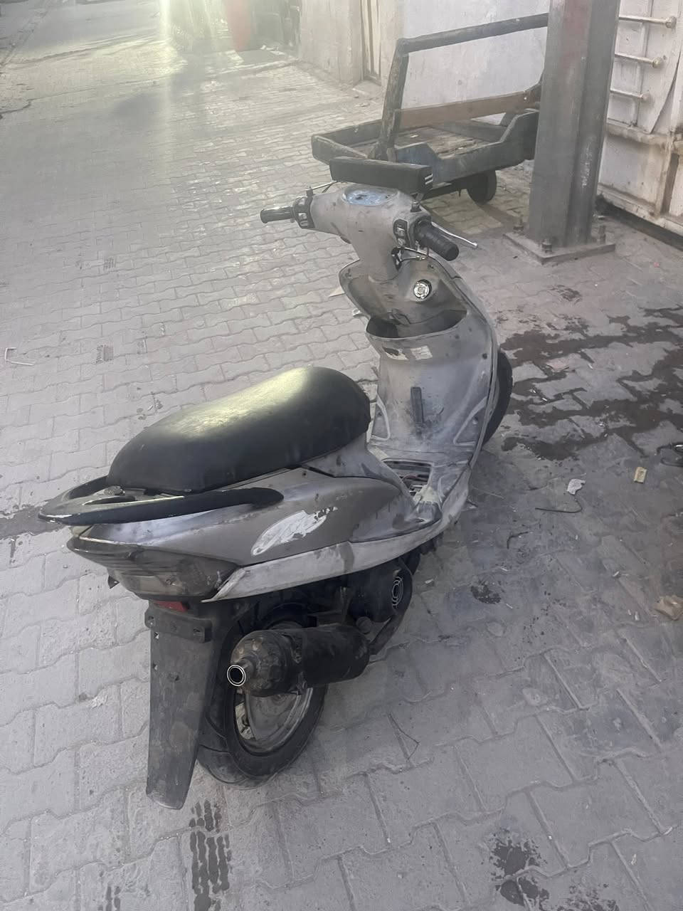 السلام عليكم عيني اخوان دراجه منغولي كامله  او شغاله او تجفيت جديد الدراجه مكينة تخبل بوشه ٥٥ صالنصه اف ام كلجات بلادي كهربائيات شغاله عيبهه بس كصه او قبق مال بانزين او سلف فقط او سعرهه ٣٠٠ او بيهه مجال بسيط حك الجيه مكان بغداد


**إذا كنت صاحب هذا الإعلان وتريد حذفه لأي سبب، رجاءا أرسل رسالة إلى الدعم الفني**