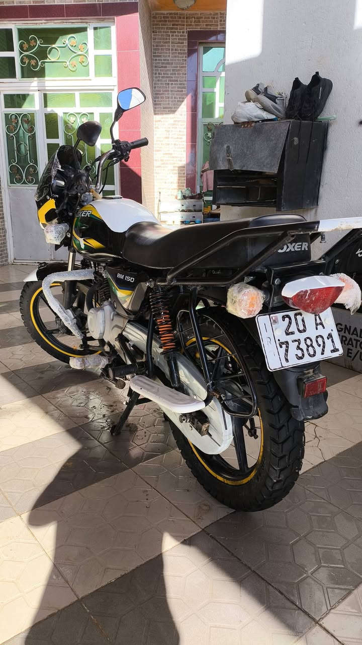 السلام عليكم دراجه بوكسر 2023 تحويل ثاني يوم لوحات نكليزي مكانها بعقوبة بلاديه ***********
