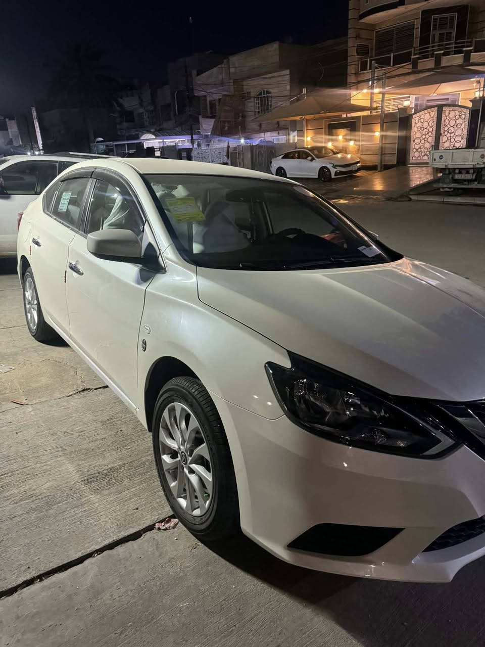 نيسان سنترا 2025   

ماشيه 5000 كم 

المواصفات 👇  

_ محرك 1600 

_ شاشه 

_ كامره 

_ تبريد قطعتين 

_ أربعه جام كهرباء 

_ لايت ماطور 

_ ويل كب

_ نظام ايكو 

_ مانع انزلاق 

‏_ ABS

_بكلايت لد

السعر 12و700 
وبيه مجال شي بسيط 

وباقي المواصفات معروفة 

مكاني بغداد المشتل 

***********☎️
