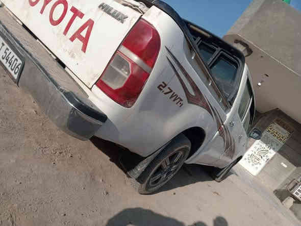 هايلوكس 2011 وتماتيك محرك كير اكسن كفاله سياره بيهه تجيه بسيطه رقم بغداد كليزي بسمي سنويه لل 30 تحويل ثاني يوم مكان سيارة واسط صويره شارع مطار سعر 125
*********** @إشارة
