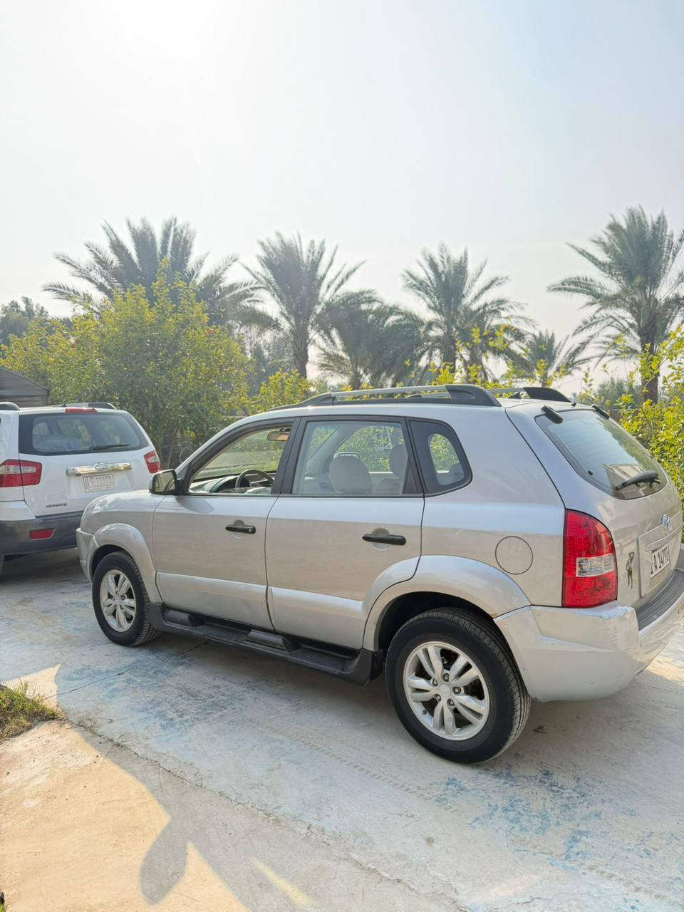 توسان موديل 2009 خليجي
رقم سليمانيه سنويه 2029 ديالى جلولاه 
*********** واتساب
