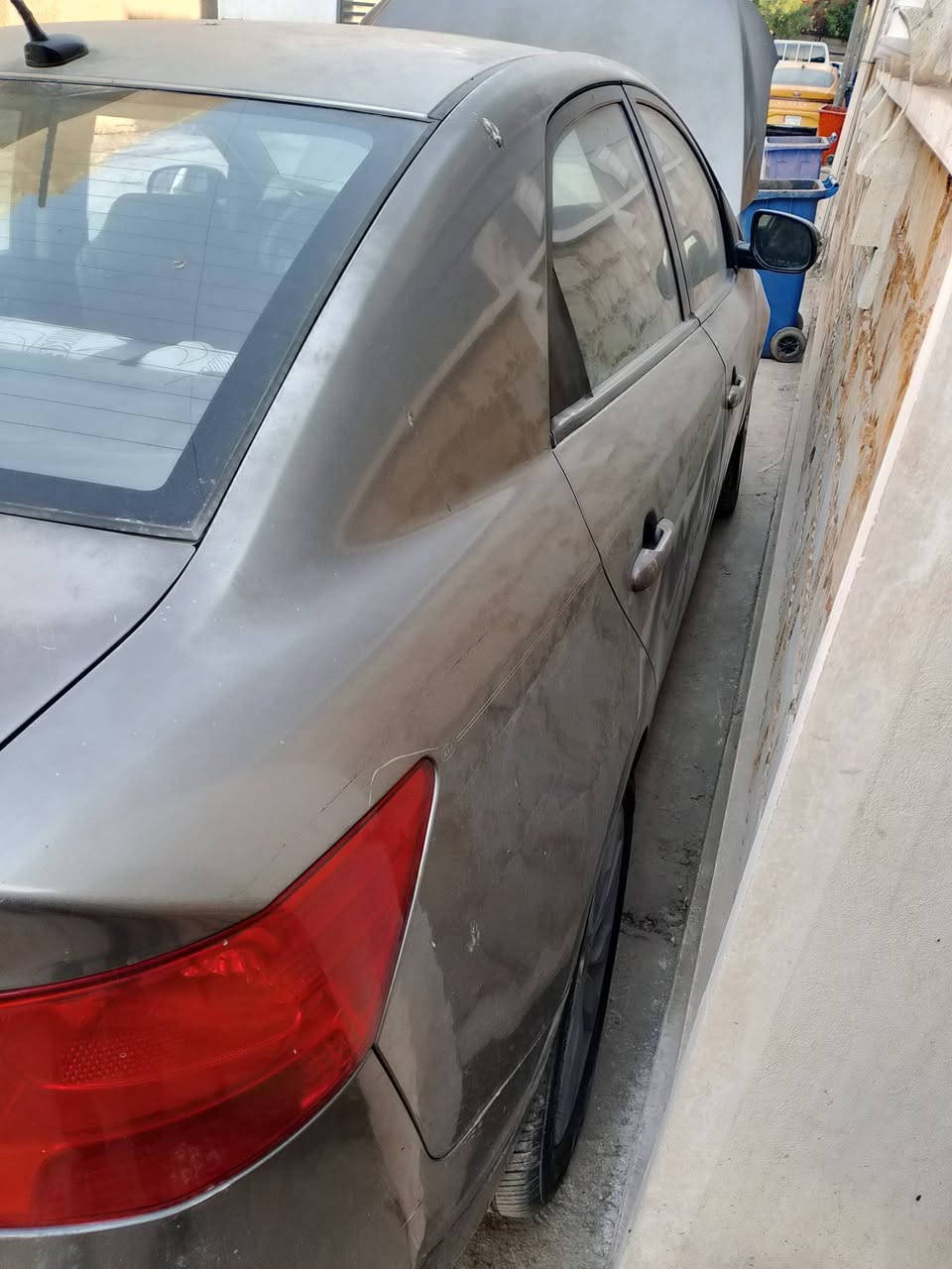 فورتي 2010  بغداد بأسمي گير محرك بحالة جيدة تبريد تدفئة شغال الضرر جاملغ وباب السائق بدون دواخل ماشية 191  بيهة جراد القمارة  الباقي واضح بالصور  السعر 85 للاستفسار الاتصال على ***********
