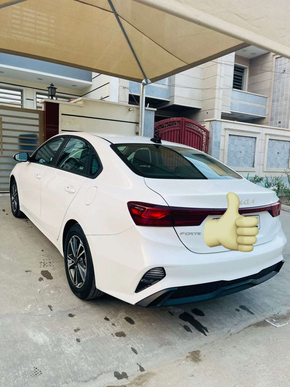 كيا فورتي موديل 2024 وارد امريكي دخول وهزه ورقم جديد اربيل بأسمي تحويل ثاني يوم 
مكفوله من الصبغ والتبديل فقط بيها مكانين  بارد بسيط في البنيد ولجاملغ ولجاملغ الخلفي طخه عله
 كد شبر بسيطه اثناء تحميل مسويها في BDR صور الحادث وكلشي موضح 
الموصفات نص فول عاديه نقطه عمياء تحديد مسار رادار امامي خلفي حساسات امامي خلفي ماشيه 25   ،، للاستفسار الاتصال عل هذا الرقم ***********المكان بغداد
