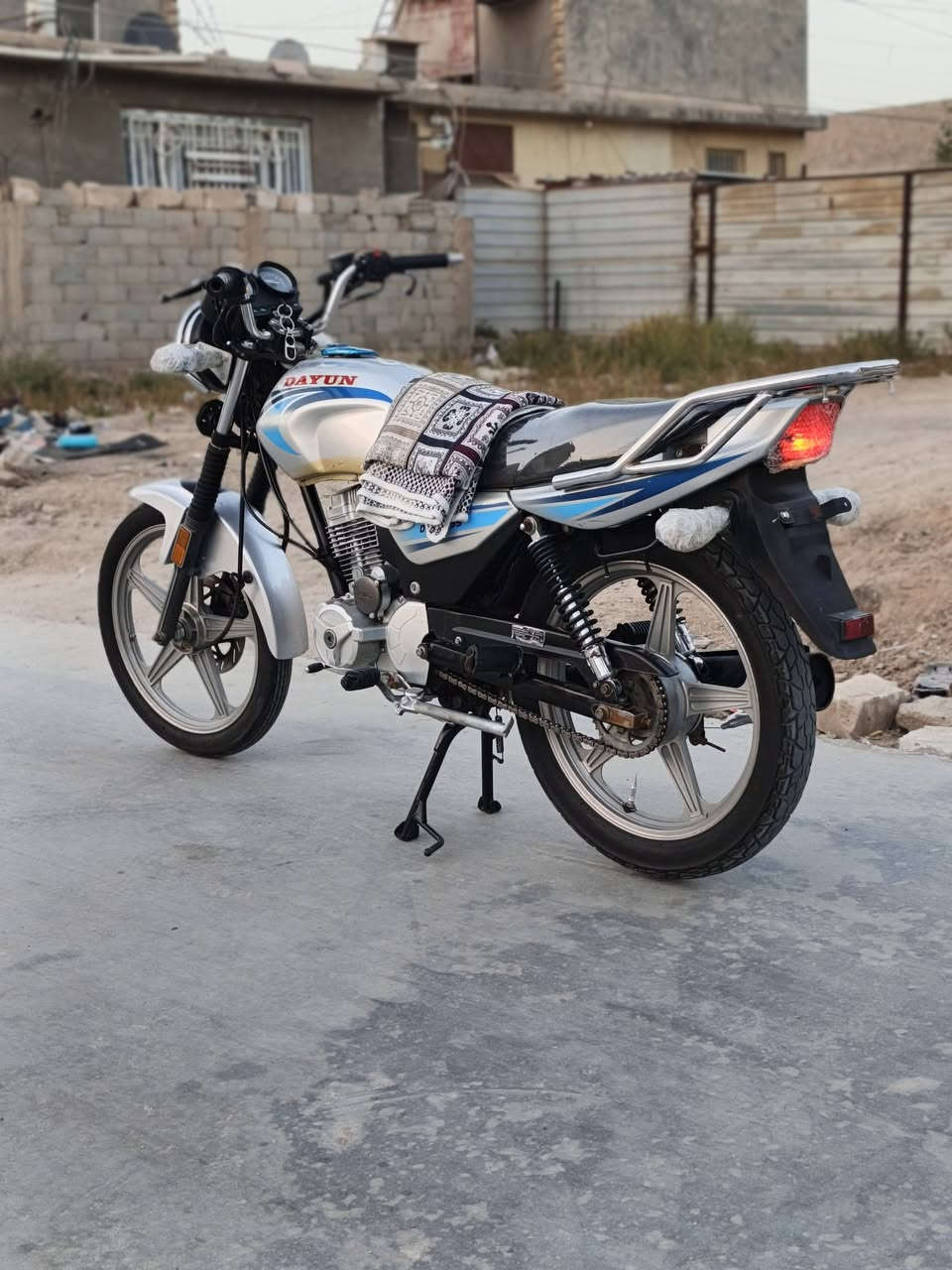دايون عضم 2022 الجوهره مكينه لا تنقيص ولا تبخير كهربائيات كلها شغاله سلف هندر شلعه ونعومه فول مكينه طرب السعر ١٠٥٠ مليون وخمسين مكاني طويريج ***********
