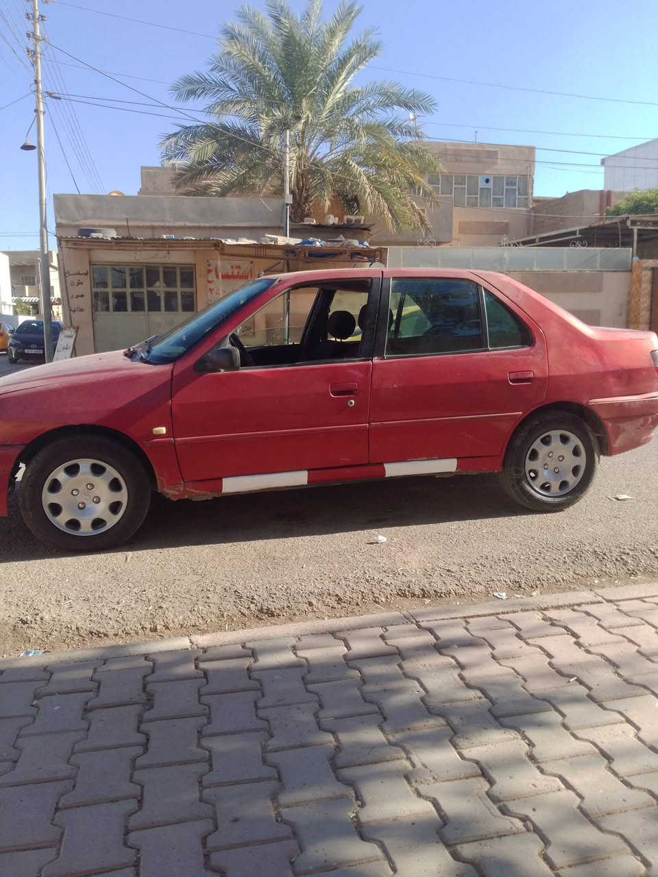 سلام عليكم سياره بيجو للبيع 306رقم صلاح الدين موديل 2002محرك وكير شرط بدون صبغ سياره  مطلوبه صاحب سياره بيجي ابو سنويه منتهيه الصلاحيه بل 24 مكان سياره كركوك سعر 30 تفاصيل الاتصال بي رقم الهاتف ***********
