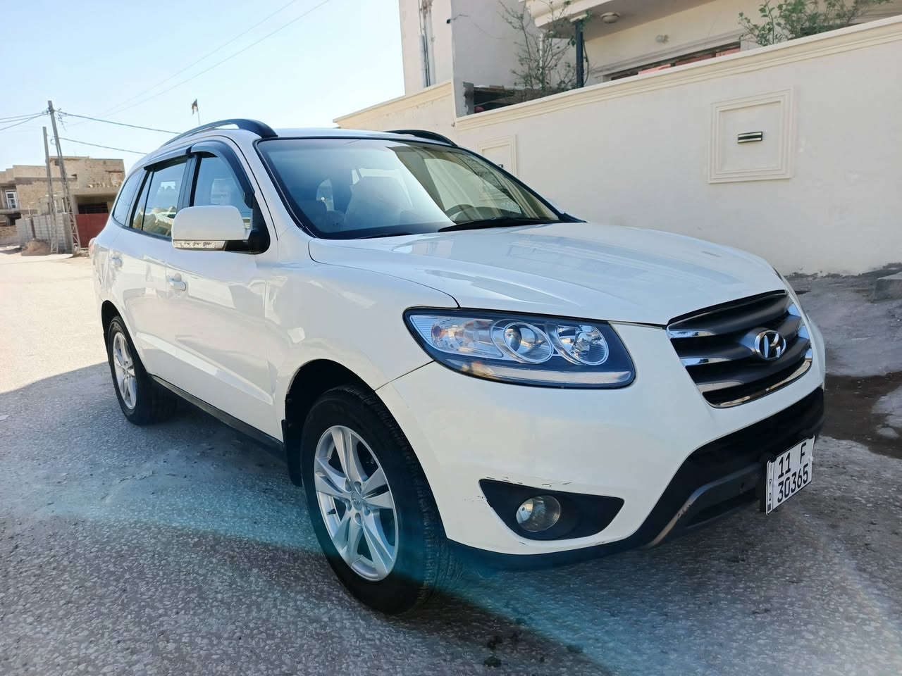 السلام عليكم
سنتافيا 2012 خليجي محرك 2400 دوش
رقم بغداد انكليزي باسمي 
فتحة .
7 راكب.
3 قطع تبريد.
شاشة + كامرة ابلادية.
داخل بيجي
تخم تاير جديد 
محرك مفتوح مشتغلة اني درجة اولى.
صدر كله جديد.
سيارة بيهة صبغ جاملخ وباب .وجهة ثانية شخط بين البابين مصبوغ.
 سونار مرفق.
السعر 133 
بابل / ناحية الامام /منطقة علي بن الحسين.
***********
