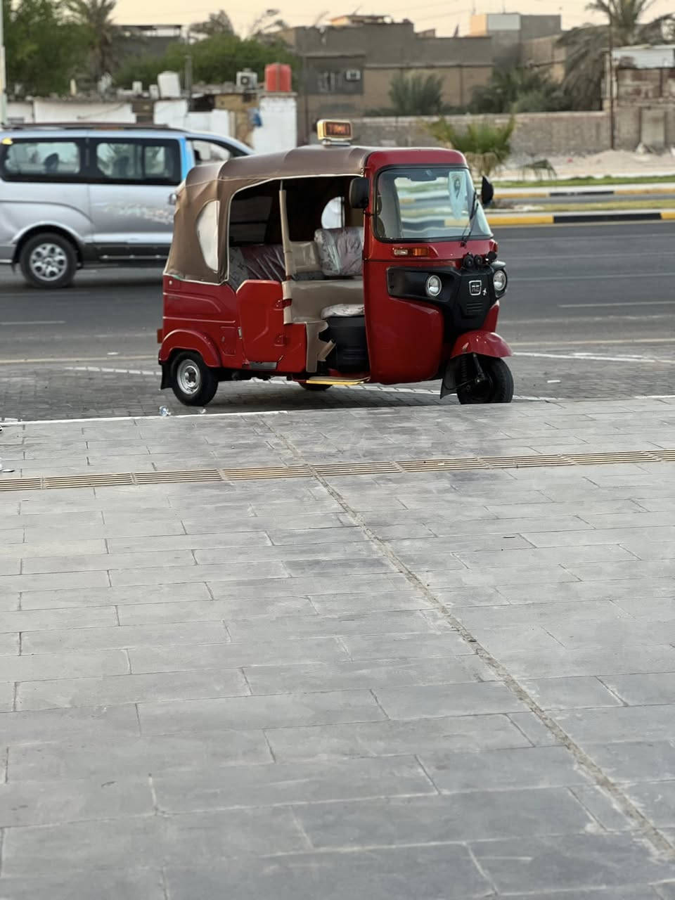 السلام عليكم تكتك موديل 2022بسمي رقم إنكليزي مجفته شركه بيه ضربه بارد السعر 7800 الرقم ***********
