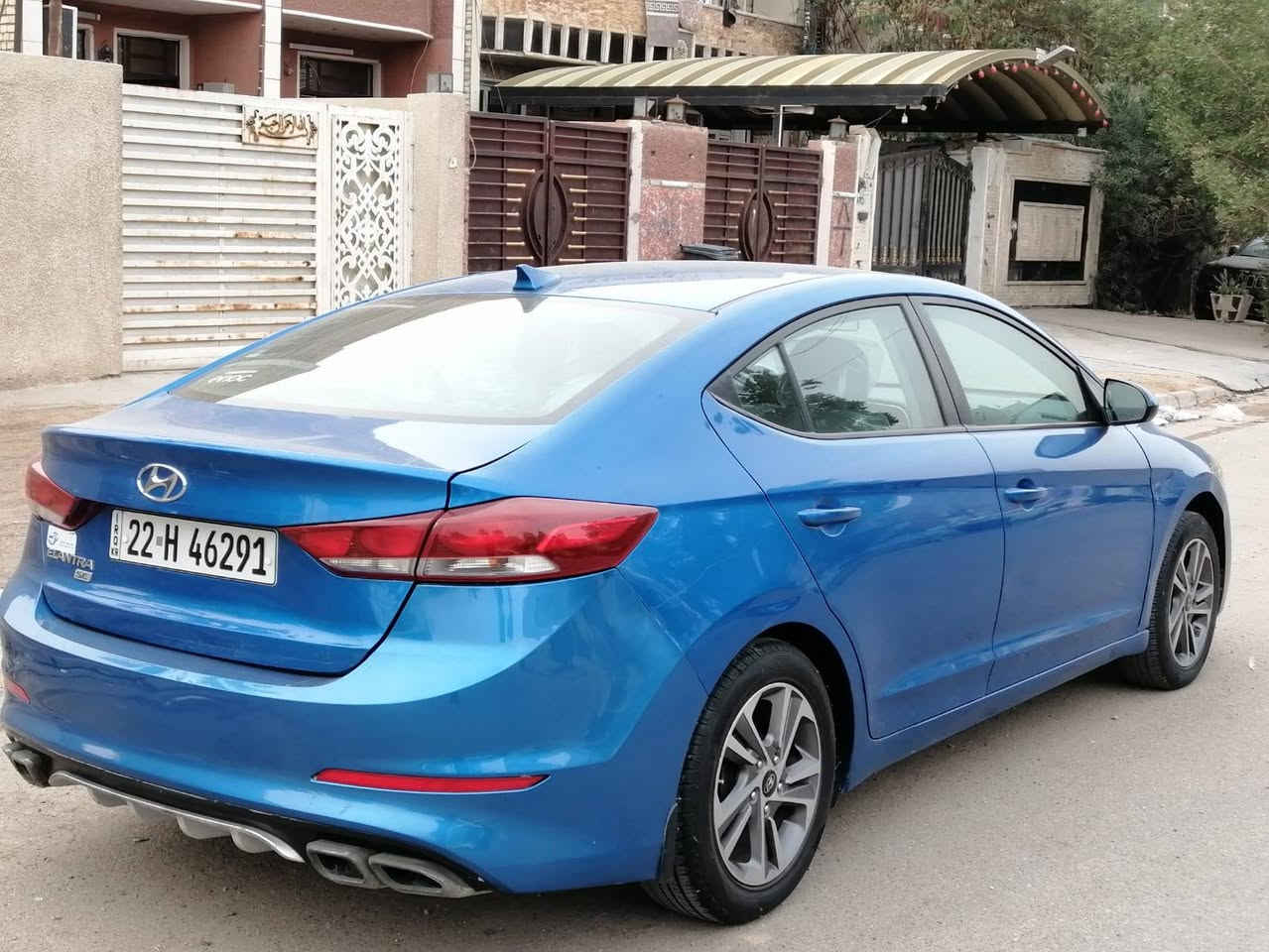 ***********
رايدهة ب 124 ورقة 
النترا 2017 وارد 
جديدة جدا 
 بدون ايرباك سليم
بس بنيد صبغ بدون دواخل
ليبل واحد السيارة بدون تبديل مكفولة
محرك ٢٠٠٠ دوش لوووك مامفتوح
باسمي السيارة تحويل مباشر رقم وسنوية وهزة جديدة
ماشية 120 الف حقيقي
صور الحادث مع المنشور
لد نهاري
ويل كب دعاية
شاشة كبيره،، كاميرا دوارة
تحكم ستيرن جهتين بلوتوث حاكية موبايل
