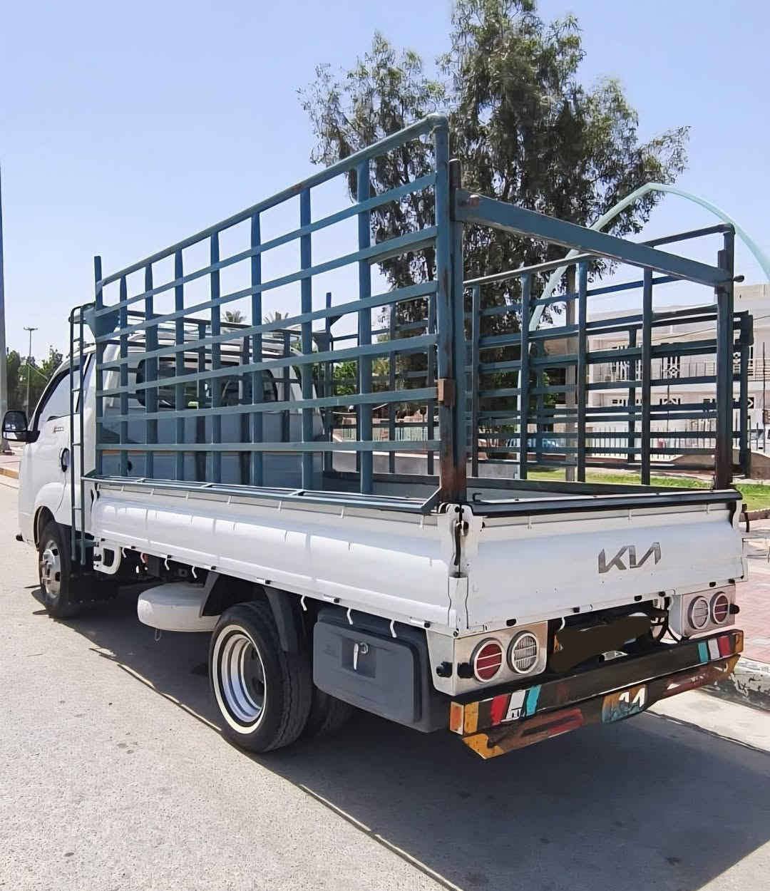 السلام عليكم ..
للبيع — كيا فحل موديل 2022 🚘
▪️ رقم بغداد
▪️ مشروع وطني
▪️ مكفولة كفالة عامة
▪️ بيها حصة كاز
▪️ الخزان 120
▪️ تايرات جدد مع الاسبير
▪️ مع المحجر
▪️ ماشية 100 ألف
▪️ السنوية مجددة
📍 السيارة موجودة في الكوت / الزهراء
💰 السعر 180 وبيها مجال للجادين
📞 للإستفسار والتواصل: ***********
📩 أو على الخاص
