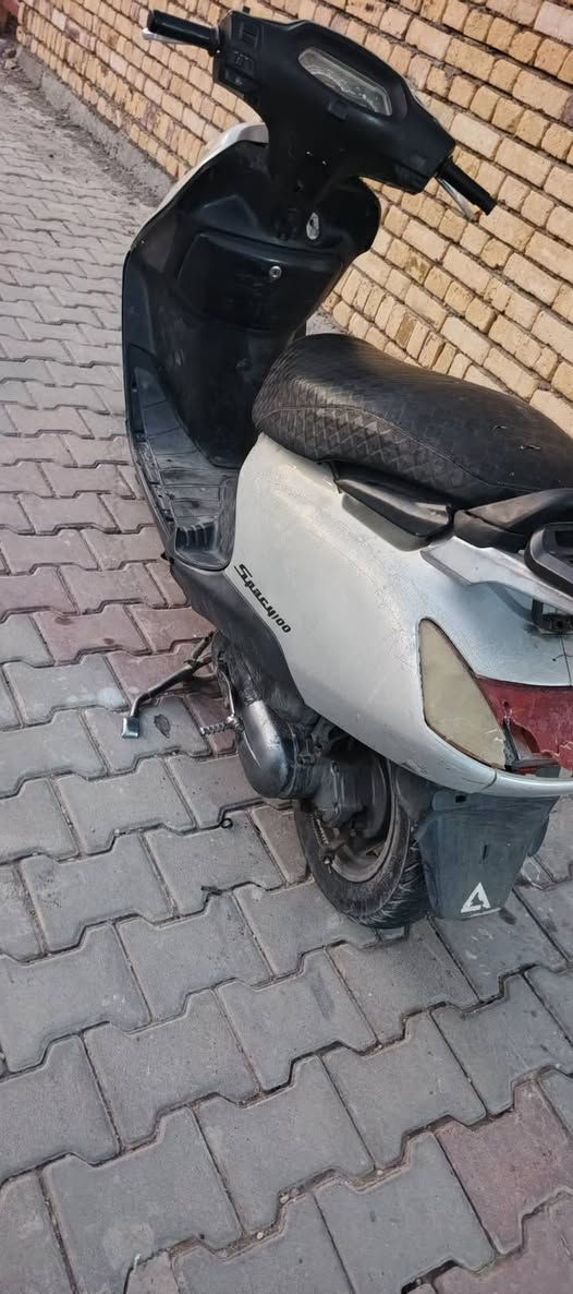 سلام عليكم
سبيسي للبيع ياباني نضيفه ناعمه  مكينه مفتوحه لا تدخين ولا تنقيص سعر 300 ماكو هيج سعر محتاز وريد ابيع مكاني كوت انوار الصدر شراي يتصل ***********
