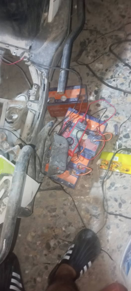 السلام عليكم دراجة سكنس شحن مسوية حادث بس كفرات مكسرة اريدها افصخة ابيعها او ابيعا كبل مكان دراجة بغداد الدورة


**إذا كنت صاحب هذا الإعلان وتريد حذفه لأي سبب، رجاءا أرسل رسالة إلى الدعم الفني**