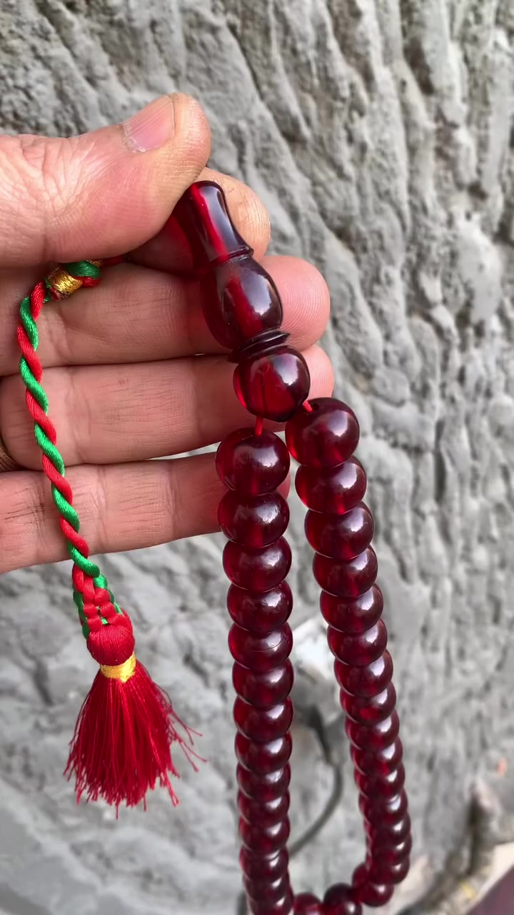 سندلوس افغاني قديم ثقوب الشاهد وجه بومة لون دم الغزال السعر ٥٠ الف


**إذا كنت صاحب هذا الإعلان وتريد حذفه لأي سبب، رجاءا أرسل رسالة إلى الدعم الفني**