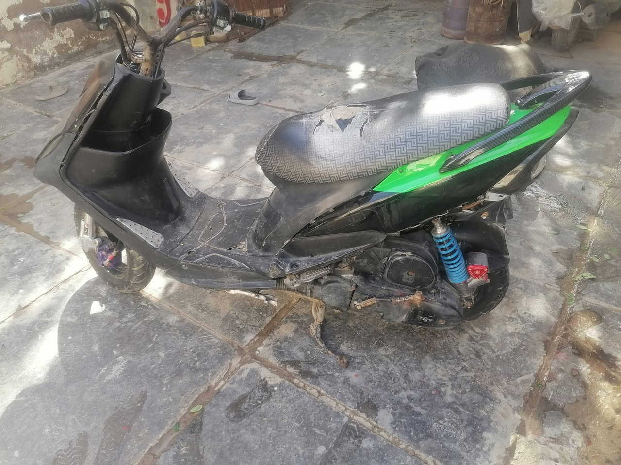 ماكس عدله 55
دراجه شلعه ومعدل خير من الله
مانقصها شي تايرات جدد ومحرك يشك الكاع
مكاني شطره مستعجل علا بيع
***********
وتساب
