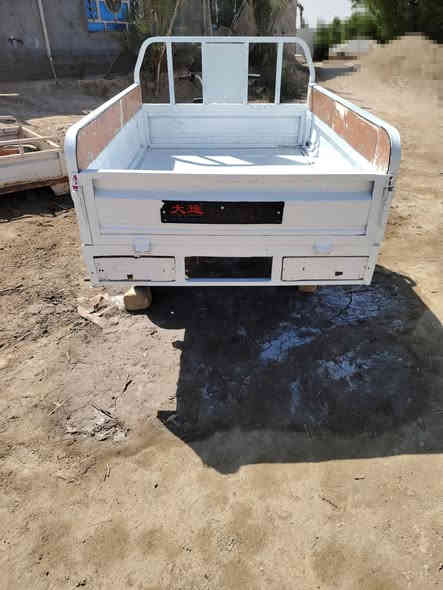 ستوته البيع جاهزه من كلشي موديل 12 محرك 21 مبدل ولفات فقط  اوراق كامله بسمي ستوته توه معمره

  كله شغال

   السعر 1300 وبيه مجال بصيط 

مكان سوق الشيوخ الطار 

***********
