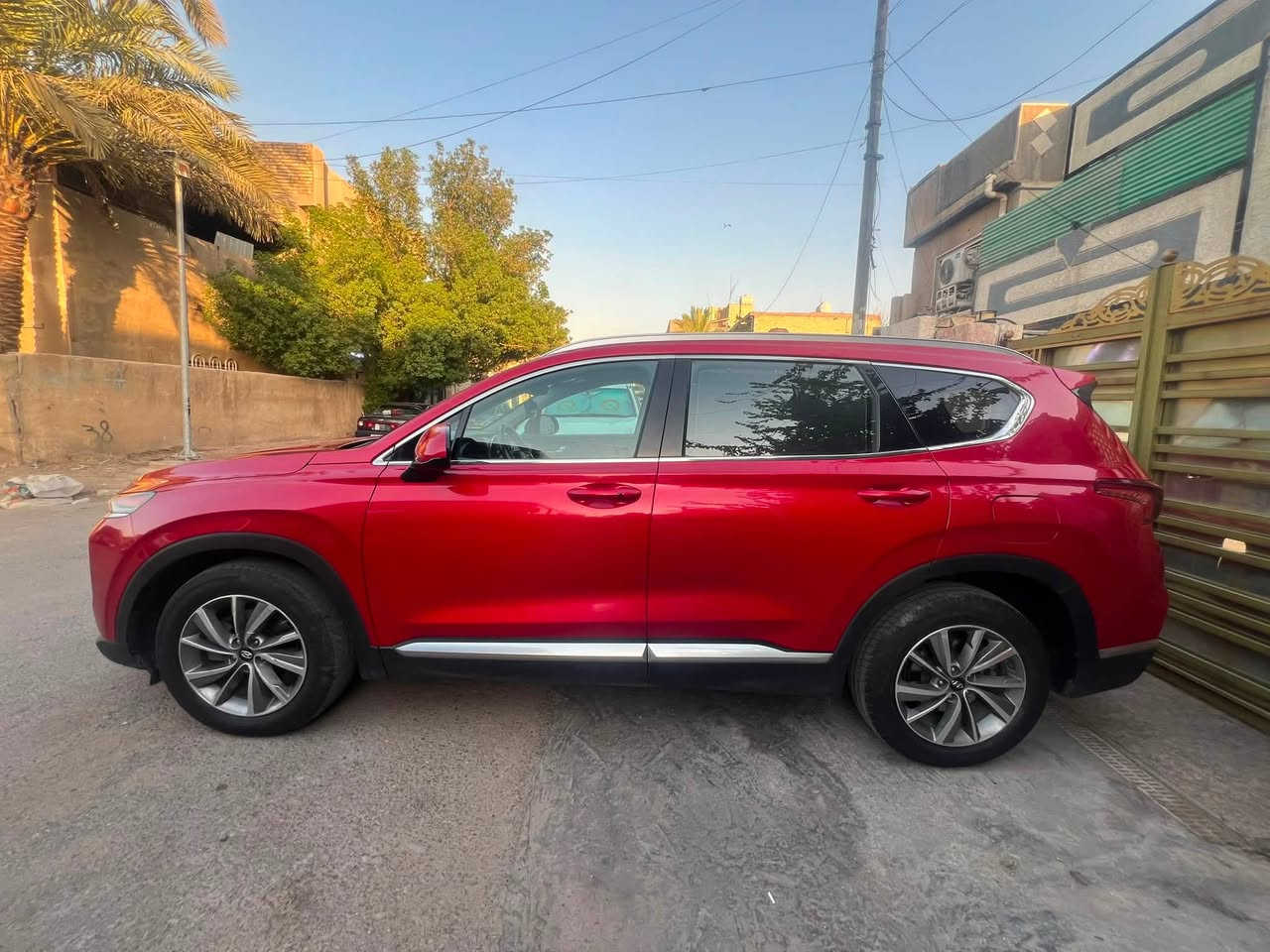سنتافيا موديل 2020 وارد امريكي 
بيها بارد فقط مثل ما مبين بالسونار 
المحرك 2400 GDI 
ماشية 123 الف Km
رادار امامي وجانبي 
شاشة كار بلي بلادي
قطعتين تبريد 
كشنات تدفئة 
اطفاء ذاتي
وضعيات قيادة 
*********** للاستفسار
