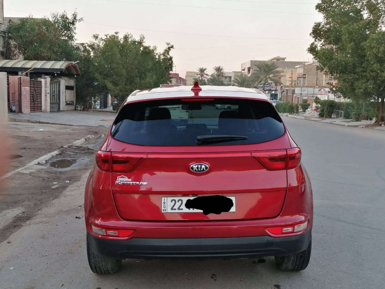 ***********
رايدهة ب 132 ورقة
وبيهة مجال بسيط بعد المعاينه 
كيا سبورتج ٢٠١٧ وارد أمريكي (((((بدون ايرباك سليم))))) 
محرك 2400 مامفتوح لووك
شاشة،، كاميرا دوارة
تبريد قطعتين 
تحكم ستيرن جهتين
ويل كب 
حادثهة باب خلف السايق مبدل 
وبيهة قطعتين كلير أمريكي بدون ضربة 
باسمي السيارة 
هزة وفحص جديد تحويل مباشر او وكالة
