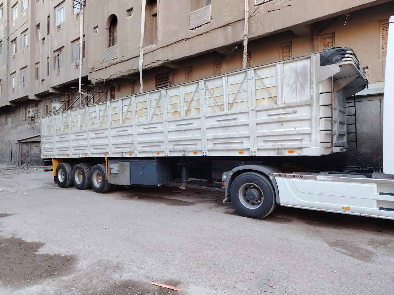 عربانة للبيع تناكير 16وشاصي 16حدادية
للستفسار لاتصال على الرقام 
***********
***********
