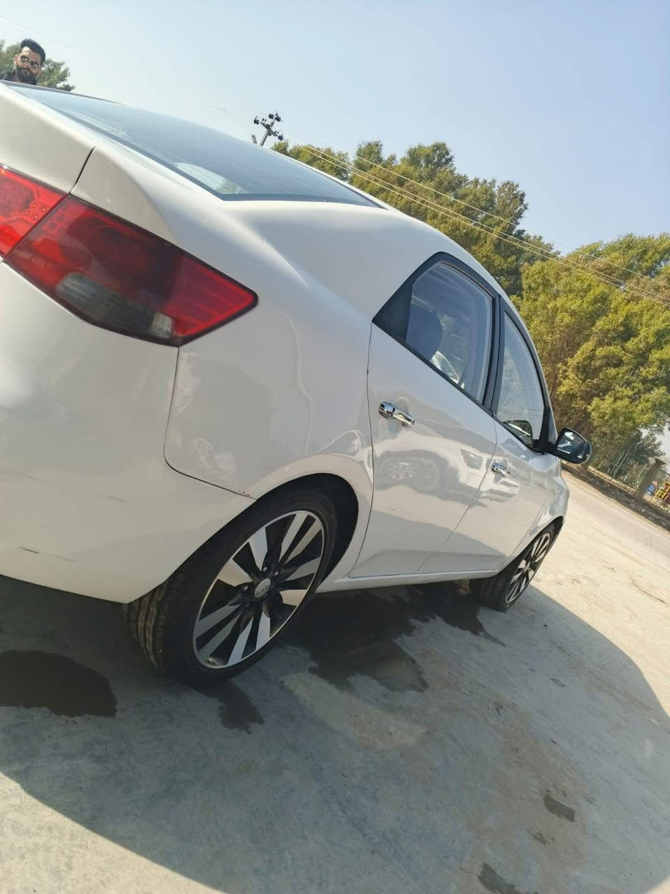 السلام عليكم ورحمة الله وبركاتة  وين اليدور كارتون كارتون فول نضافه 100/100
سراتو موديل 2012  ادوات متوئمة ع الشاصي طبق الاصل وين ميعجبك دك حاسبه جديده كلش  اذا بيها نقص برغي ينزل من سعرها بعدها بدهن كوريا 

وكاله  للمشتري

✺كصة جنطة شغل درجة اولى  باجات اقوه شغل بلسوك 
✺دخول جديد مشي قليل  بدع
✺متومة رقم اربيل انكليزي شرط الحاسبة 
✺سنوية ام الفسفورة  شرط اصليه
✺مواصفات  
✺تحكم مري كهربائي +مري شفط
✺كروز نظام تثبيت سرعة 
✺كشنات جلد +تدفئه بكل الكشنات
✺بلوتوث 
✺حساسات امامي خلفي
✺تبريد ثلج 
نضام ايكو 
✺مانع انزلاق 
✺السيارة جاهزة وبدون اي نقص كاملة على 24 حباية  تستلم بدون اي نقص اذا بيها نقص تنزل من سعرها 
✺سيارة احلى من الصور وشغلها مضبوط 
✺كير مكينة تبريد تدفئة حدادية دواخل كهربائيات كلشي جاهز
✺مكان السيارة ديالى 
✺السعر43 وبيها مجال حك الجيه 
 للاستفسار الاتصال على الرقم
‏ ‭***********‬
