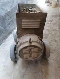 عندي هاي المكينه للبيع المانيه اصليه درجه أولى سعر ٥٠٠قفل لحيم وقطع وه...