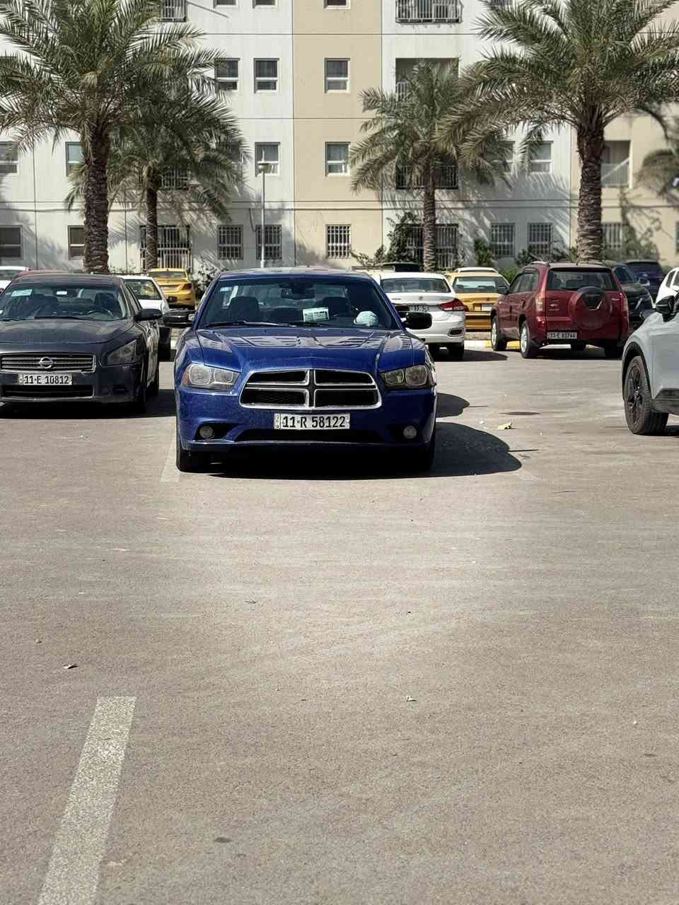 السلام عليكم جارجر موديل ٢٠١٢ رقم بغداد بسمي السياره فول مواصفات بيها صبغ جاملغ خلفي وباب كلير وتكمه كلير فقط سياره جهازه كير مكينه تبريد صدر خلفي امامي سياره جديده وخير من الله السعر١٤٥ وبيها مجال ‭٠٧٨٨ ١٧١ ٧٧٨٥‬
