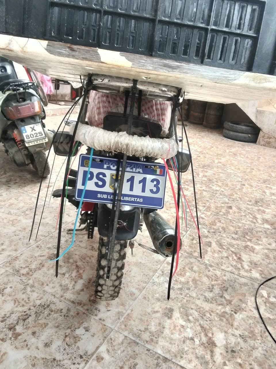 السلام عليكم تراجع للبيع كل عيب ما يبي محرك مو مفتوح شرط محرك سافين سعر 450 بمجال رقمن***********
