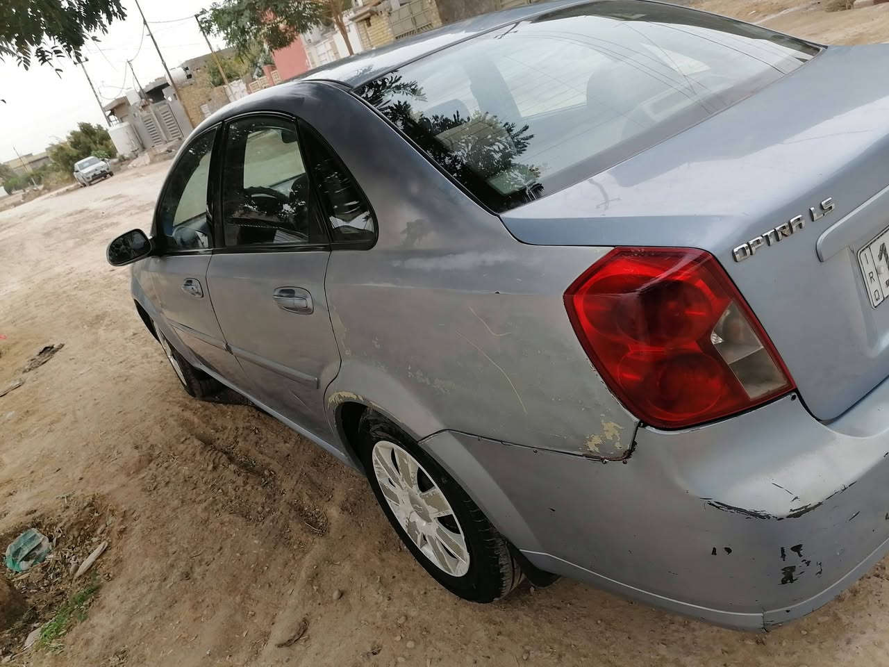 السلام عليكم لبيع اوبتره خليجي اوتماتيك ٢٠٠٩ بيهه ٣ قطع صبغ اثر جراد دواخل سياره كلهه ع وضع شركه  بدون دواخد   تخم تاير جديد صدر أمامي خلفي جديد باتري جديد شاشه كامره مشط ستيرن جديد سياره جاهزه من كل نواحي مابيهه اي نقص مكان سياره بغداد لكرخ سعر (٦٥)وبيهه مجال //***********
