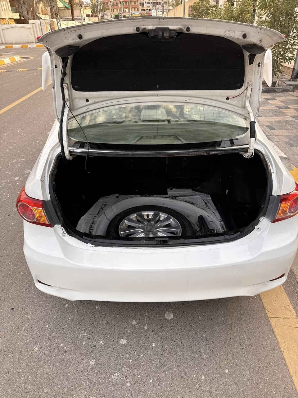 شبابنا الطيبين افتح الفيديو حتى تعرف كل تفاصيل السياره لانو أنتوا أصحاب طريق بعيد والنجاة في الصدق 
كورلا خليجي أعلى فئة 2008 فووول مواصفات تحكمات ستيرن تبريد بيانو سلايد روف اشاير بالجاملغ بجمها كبس شركه حدثتها 2013 أمام وخلف جمالية بيها طخه بالجاملغ الأمامي الأيمن ومبدل حتى مايصير بيه معجون ونصبغت حزام بسبب صفار اللون وشخوط وجمالية 
تبريد جديد تخم تاير ادامه كامله بلكات نورلات فيت بم كلها جديد سياره كولش نظيفه بالعافيه على الي ياخذها 
مكانها الفلوجة 

السعر  113

***********
***********
***********
