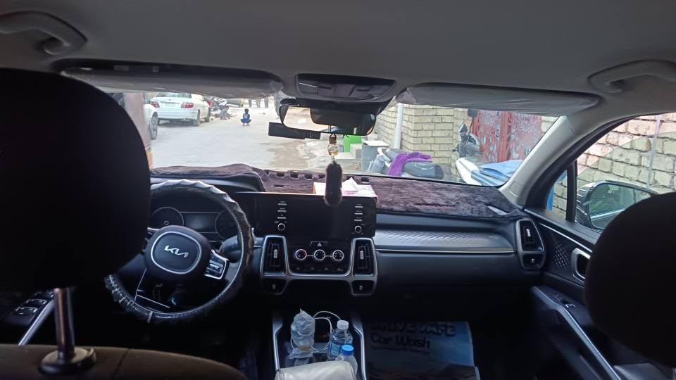 سورنتو موديل 2022 نص فول ٤ سلندر اقتصادي  صبغ بس البنيد حادثه خفيف
سعر 190 
*********** بغداد, العراق
