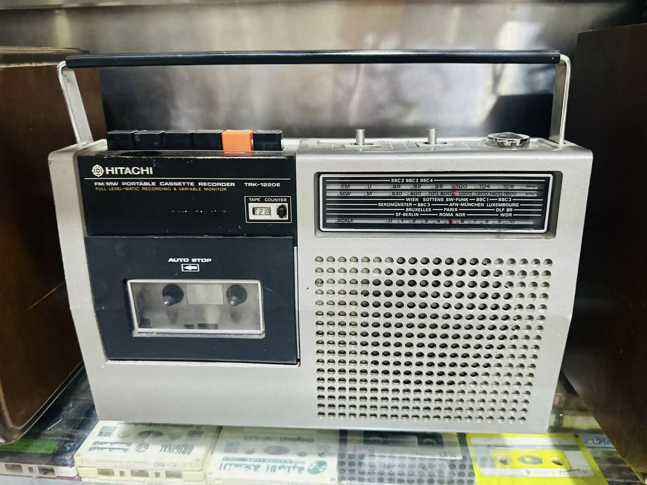 غراض للبيع السعر على واتساب ***********
