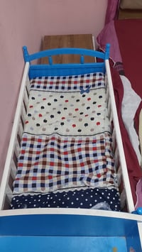 حي اور سبع قصور • جربايه طفل • دوشك وياهه