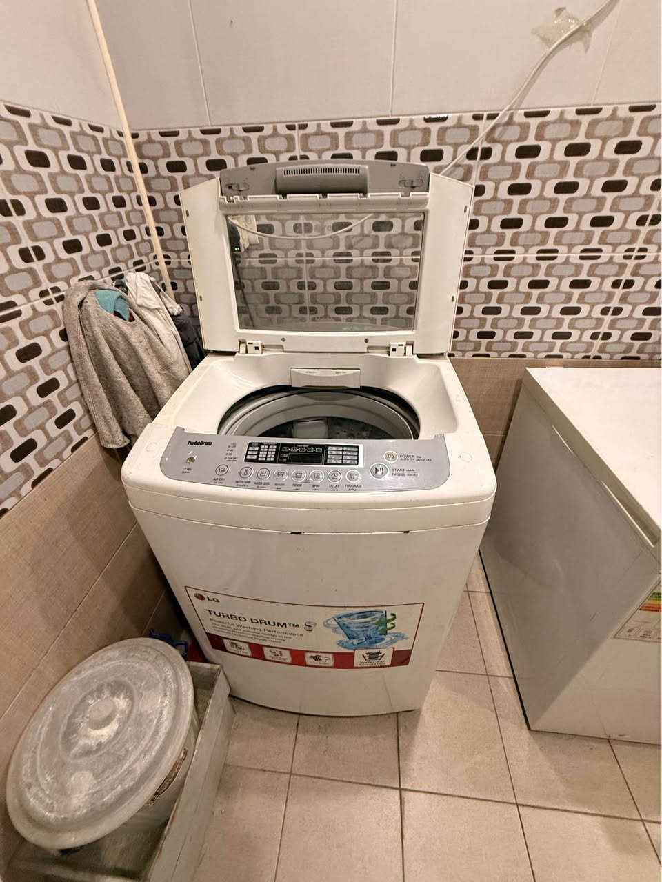 غسالة اوتماتيك ملابس lg باب علوي بحالة جيدة جدا وزن 15 كيلو بغداد, العراق


**إذا كنت صاحب هذا الإعلان وتريد حذفه لأي سبب، رجاءا أرسل رسالة إلى الدعم الفني**