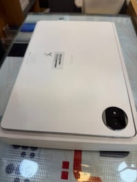 هونر ماجك باد 2 • ١٢٫٣ بوصة OLED • ٢٥٦ جيجابايت ١٢ رام