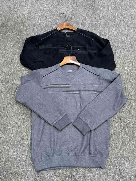 مجمع سيد حمزه للملابس الرجالية والتجهيزات الرياضية العنوان العمارة حي الرسالة 
يتوفر لدينا. 

سعر 15 الف 

قياسات M-L-XL-XXL-XXXL
‏￼
يتوفر لدينا خدمة توصيل كافة محافظات العراق
للتواصل واتساب ***********
https://t.me/joinchat/USt2HU6VyUnB90hS
